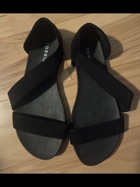 Torrid Black Strappy Flat Sandals